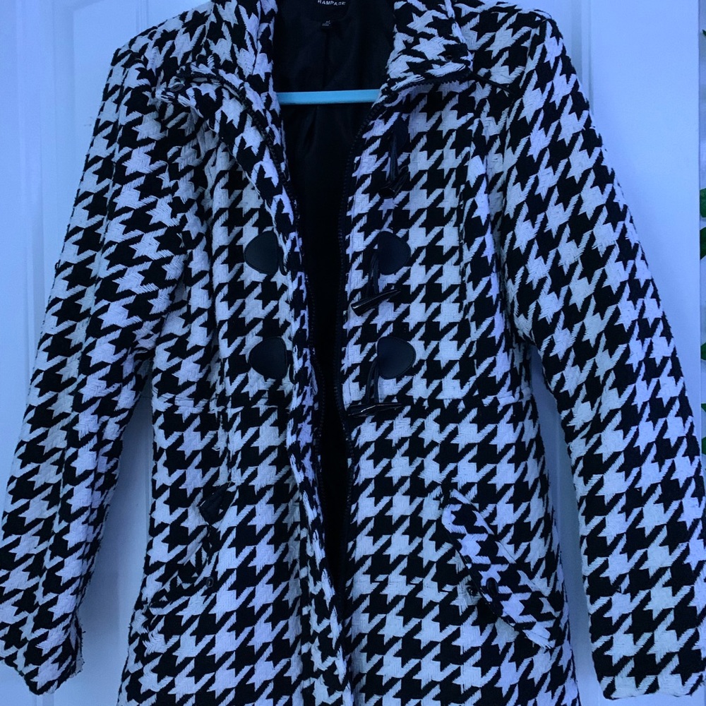 Rampage Heavy Houndstooth Coat